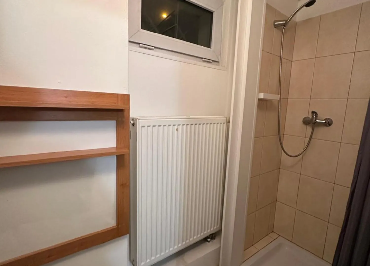 Bed & Breakfast Buddha'S Clubhouse - Relax Room With Free Parking And Breakfast Prague Czech Republic